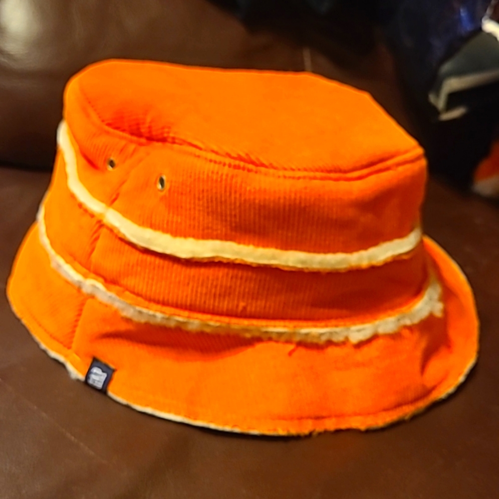 Gap Corduroy & Sherpa Bucket Hat